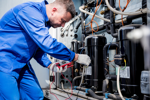 How does a temporary chiller work?