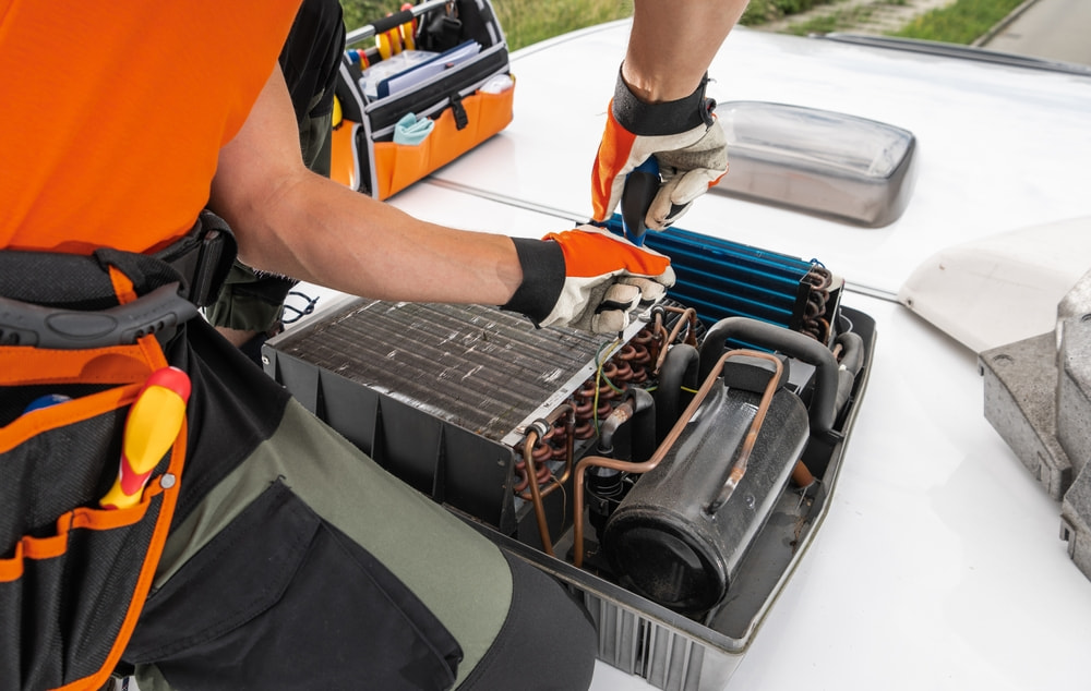 What are the benefits of renting a portable heater for businesses