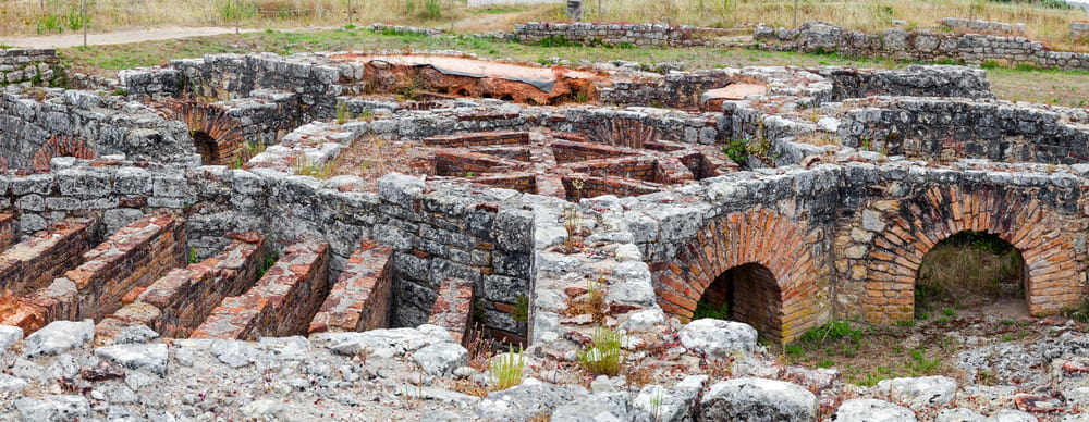 Who invented the first HVAC system