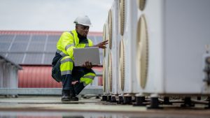 What are the advantages of renting a portable HVAC vs buying new